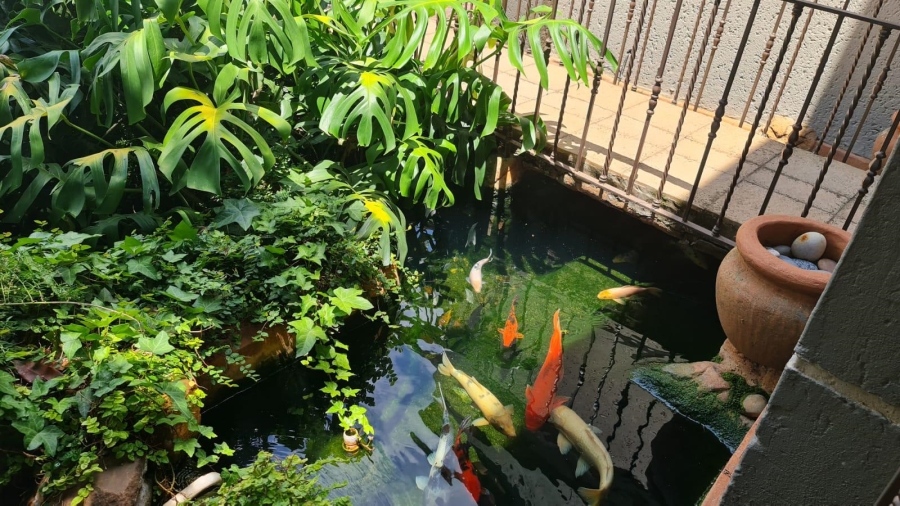 3 Bedroom Property for Sale in Safari Gardens North West